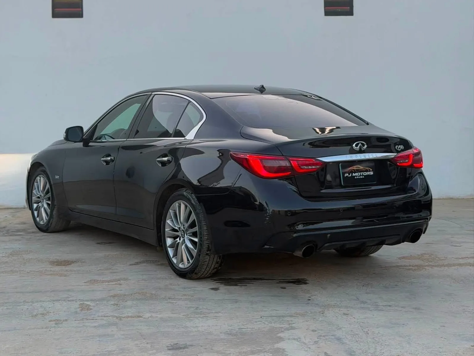 2018 Infinity  Q50 image 4