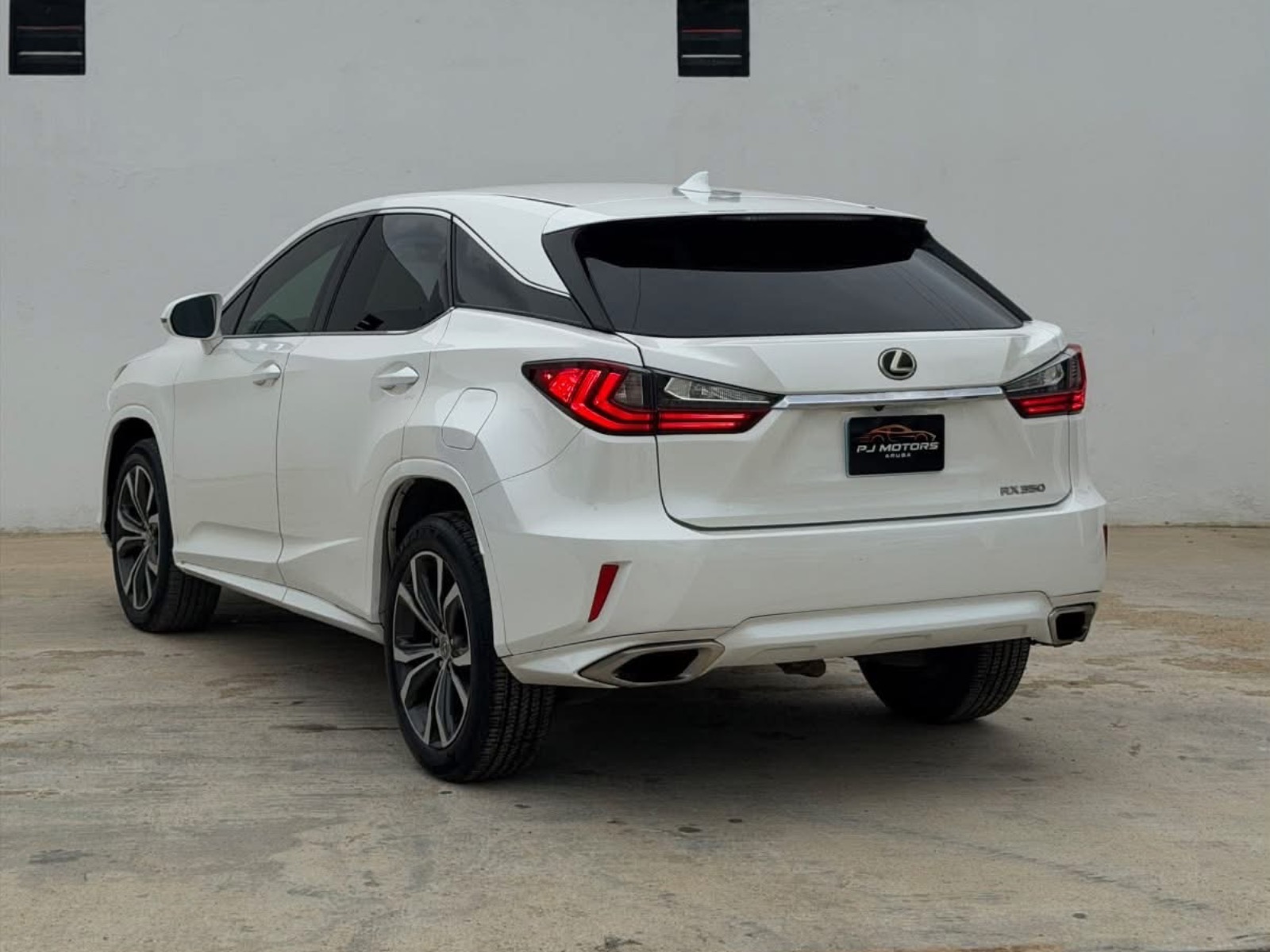 2016 Lexus RX 350 image 3