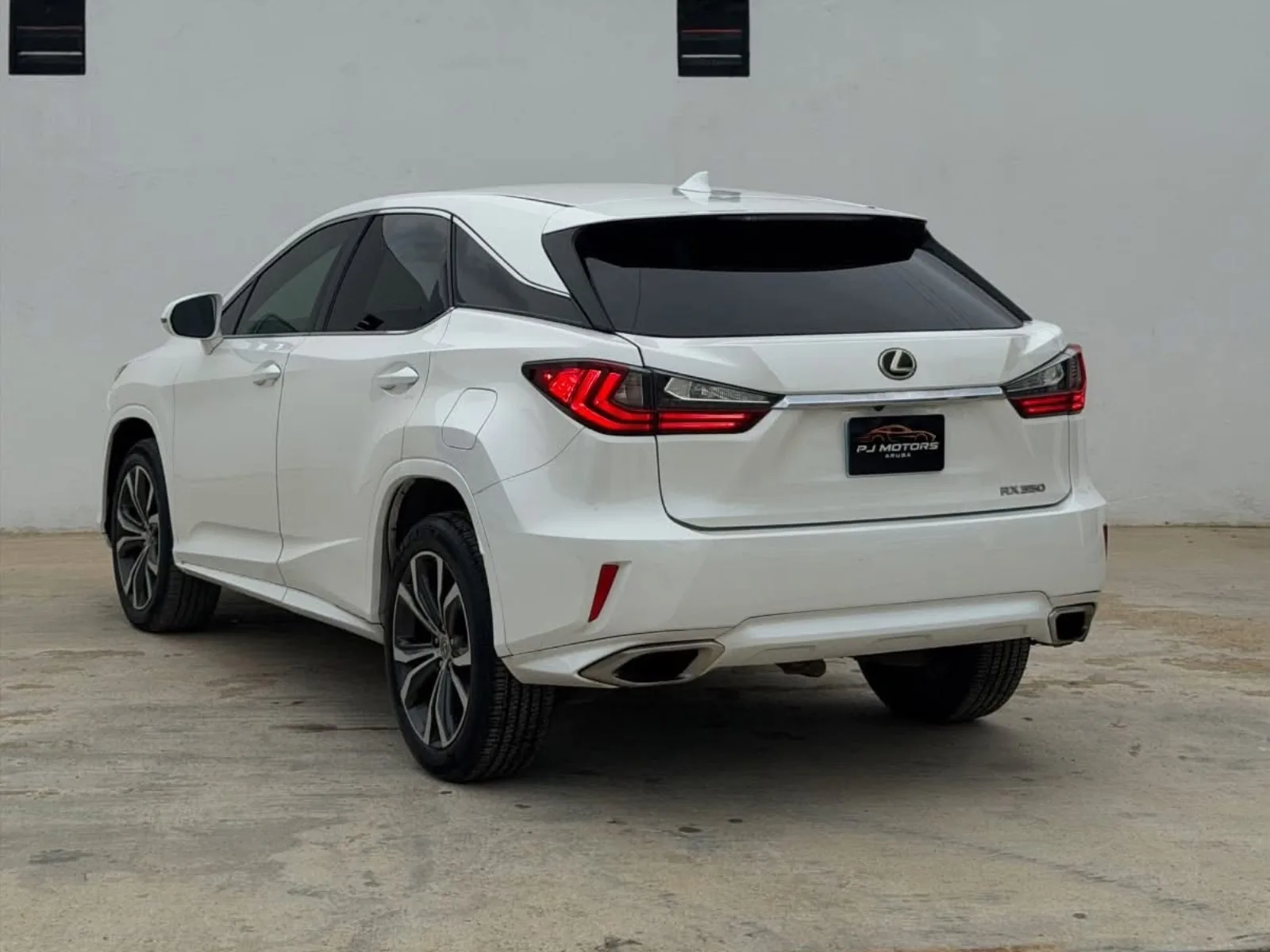 2016 Lexus RX 350 image 3