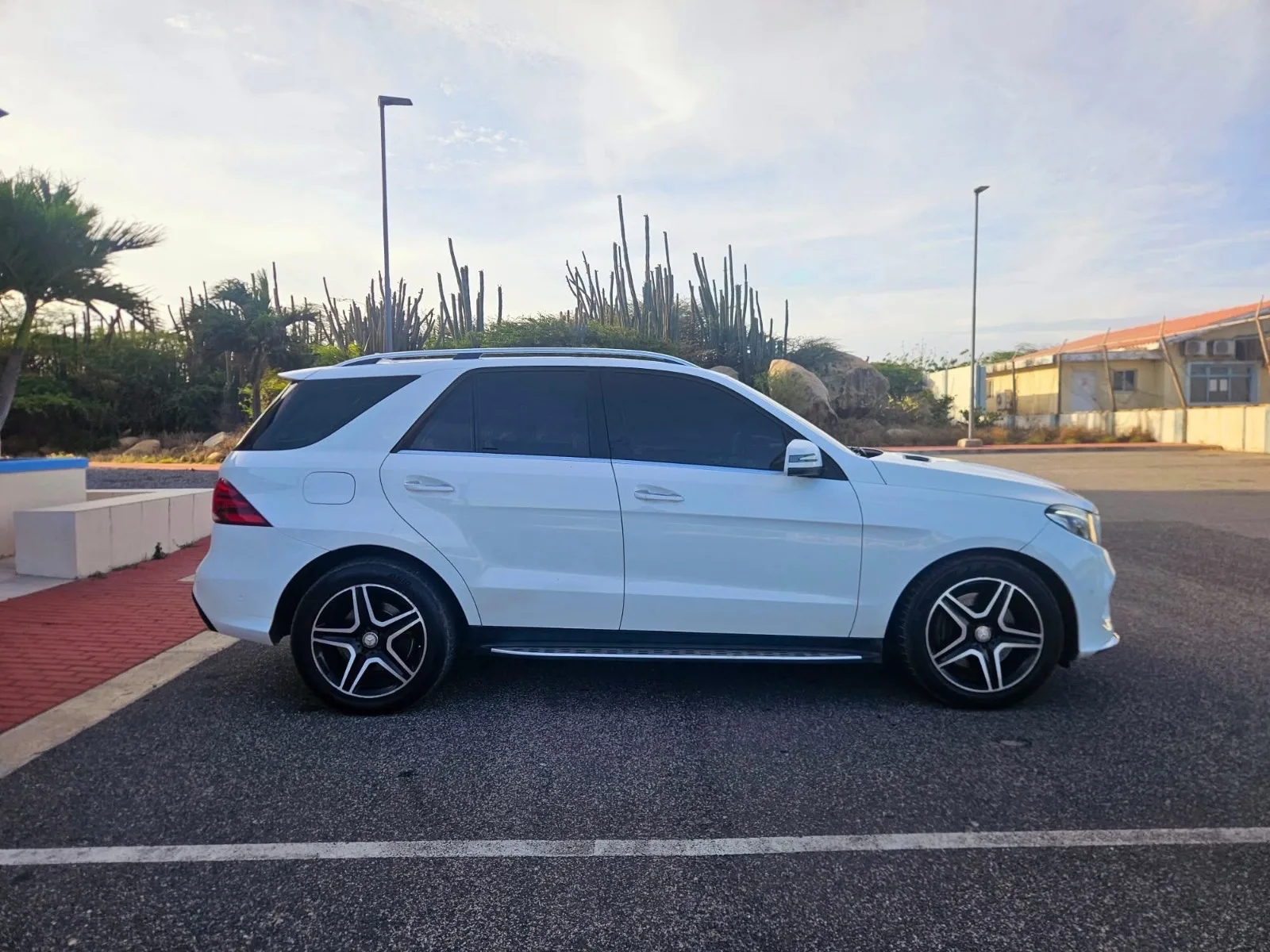 2017 Mercedes-Benz GLE image 6