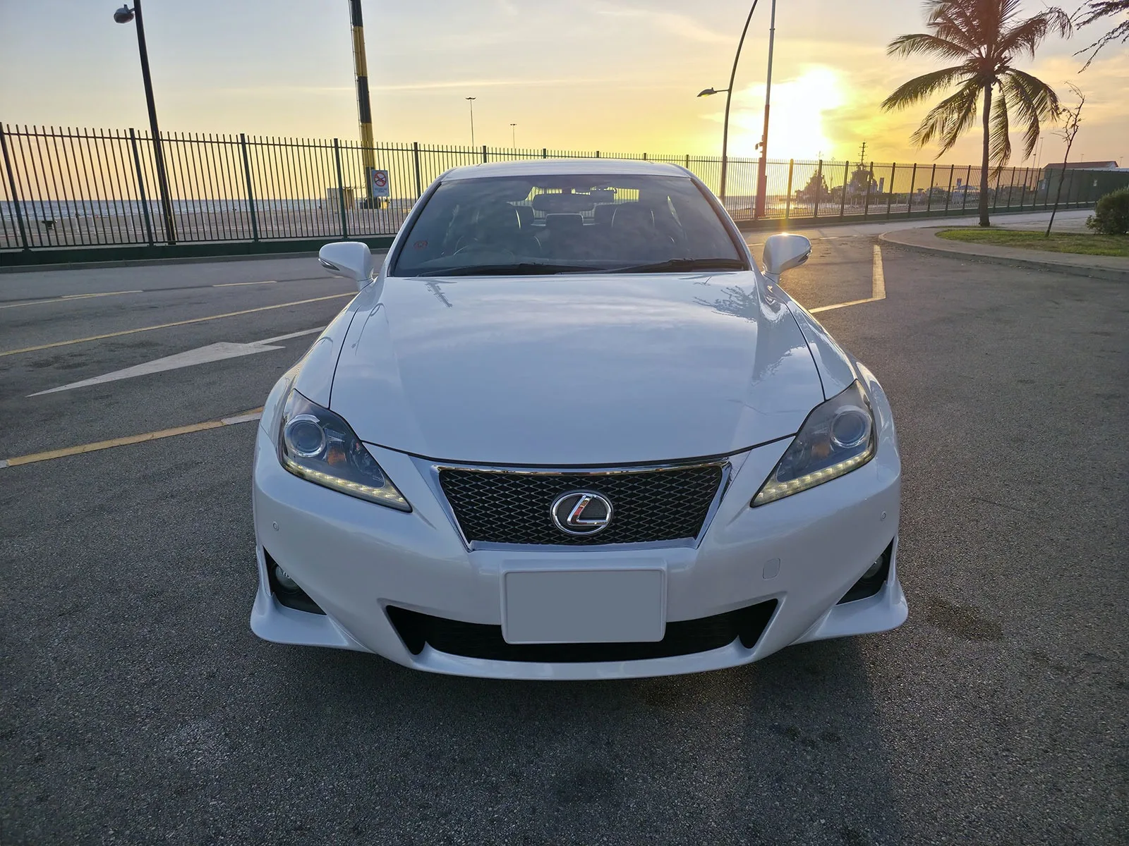 2011 Lexus IS250 F Sport image 2