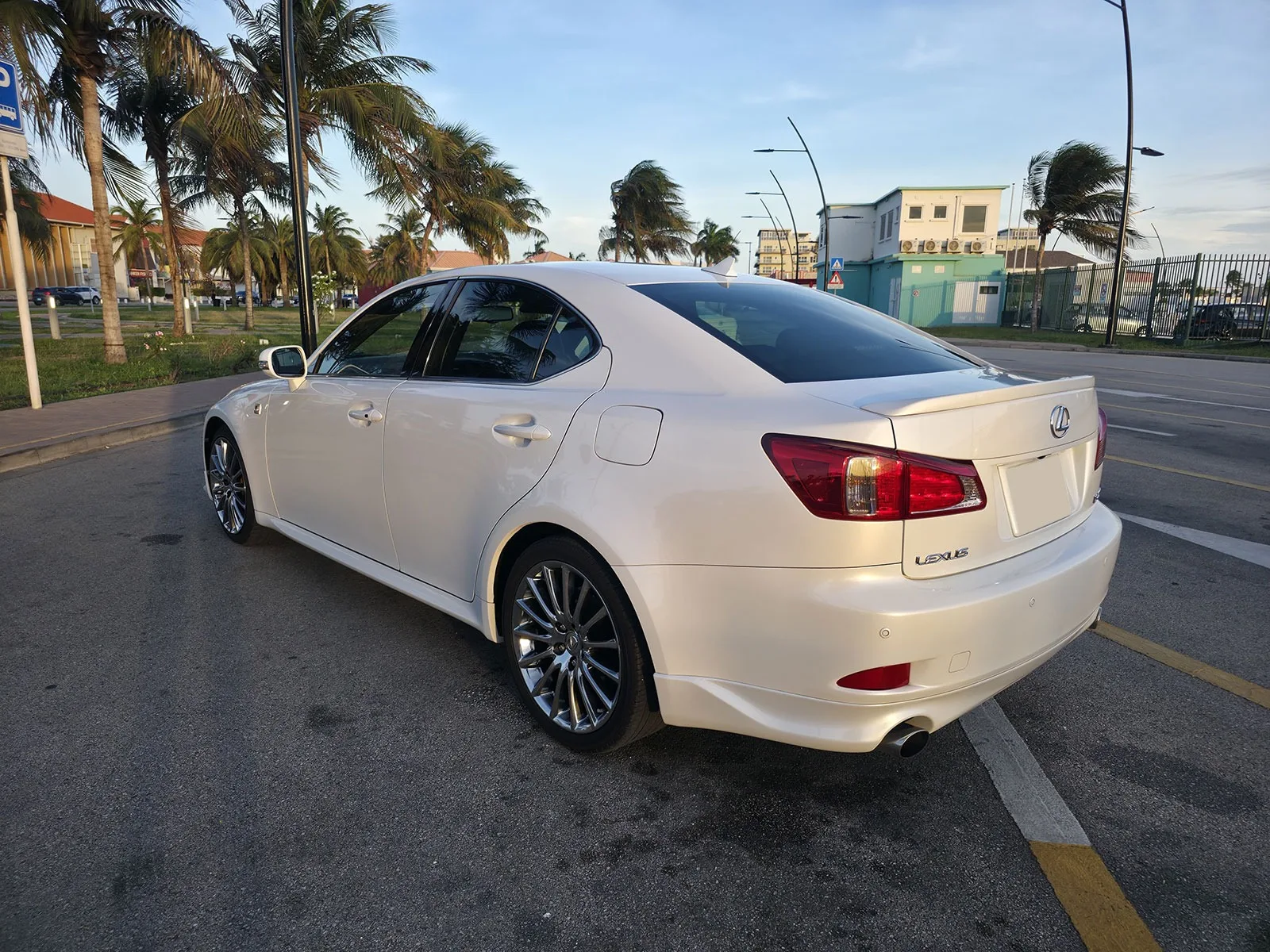 2011 Lexus IS250 F Sport image 5