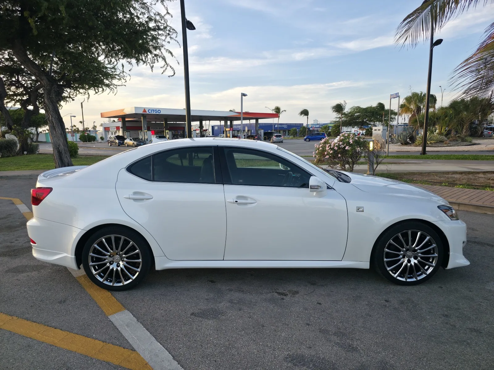 2011 Lexus IS250 F Sport image 7