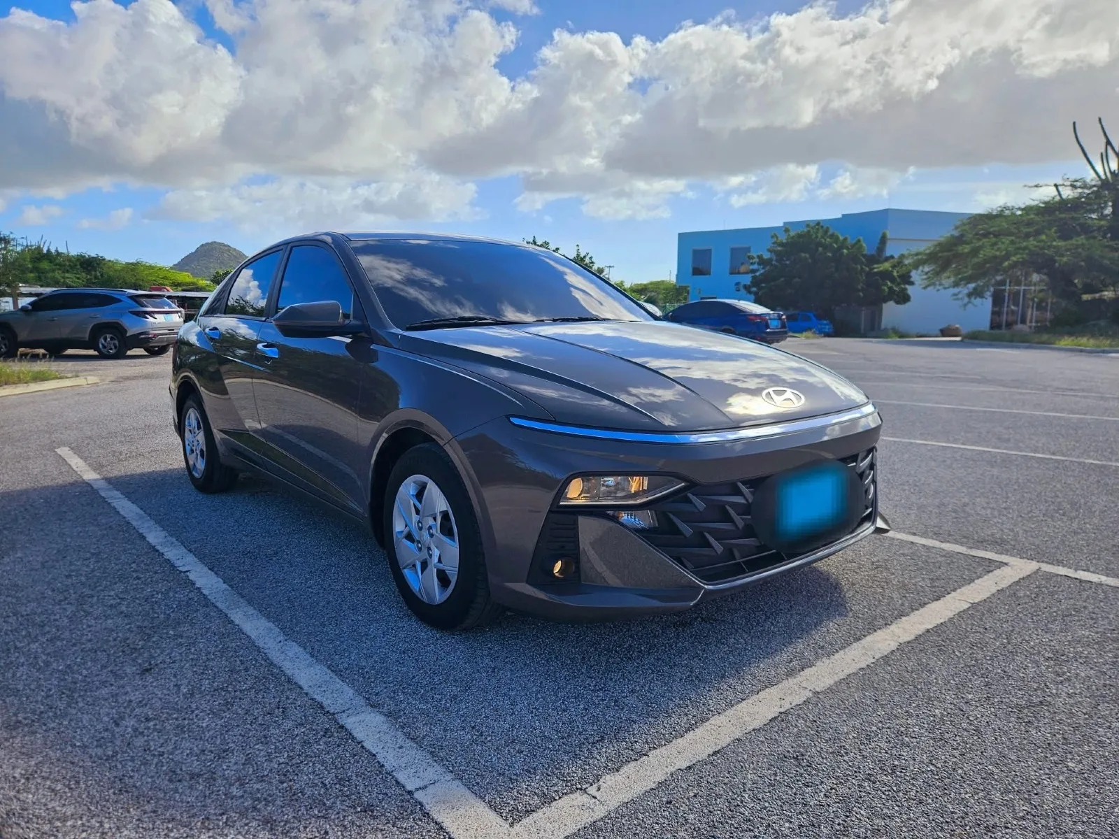 2024 Hyundai Accent image 2