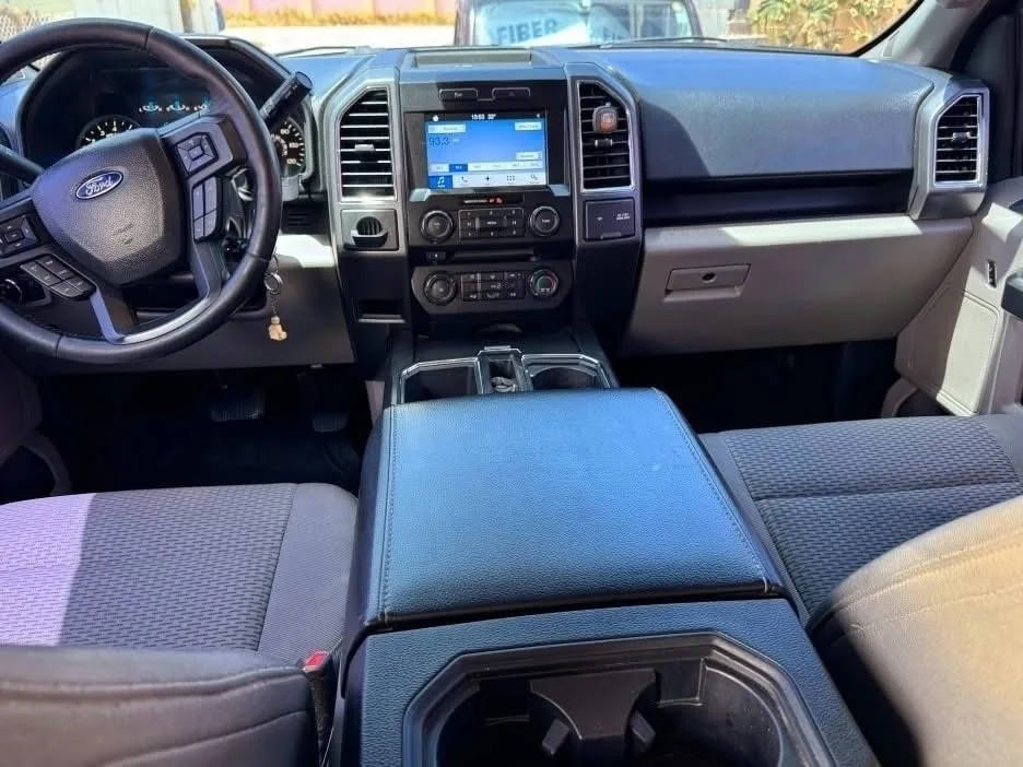 2017 Ford F-150 image 8