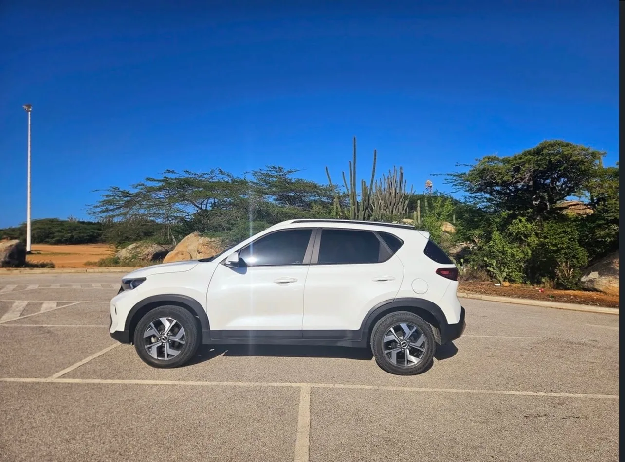 2023 Kia Sonet image 5