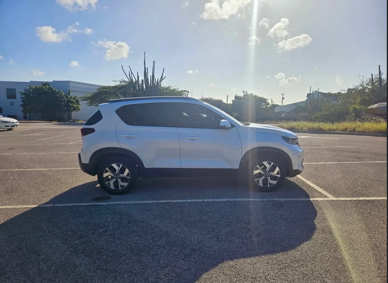 2023 Kia Sonet image 6