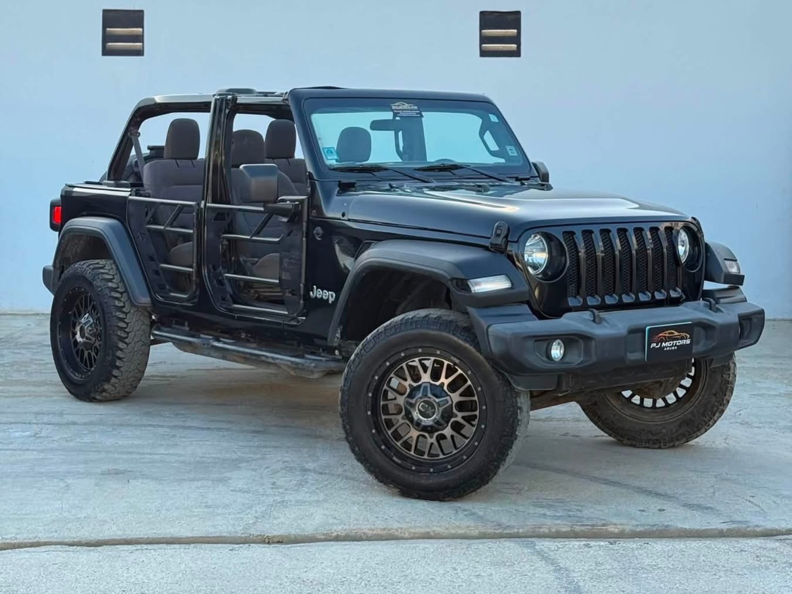 2018 Jeep Wrangler image 2