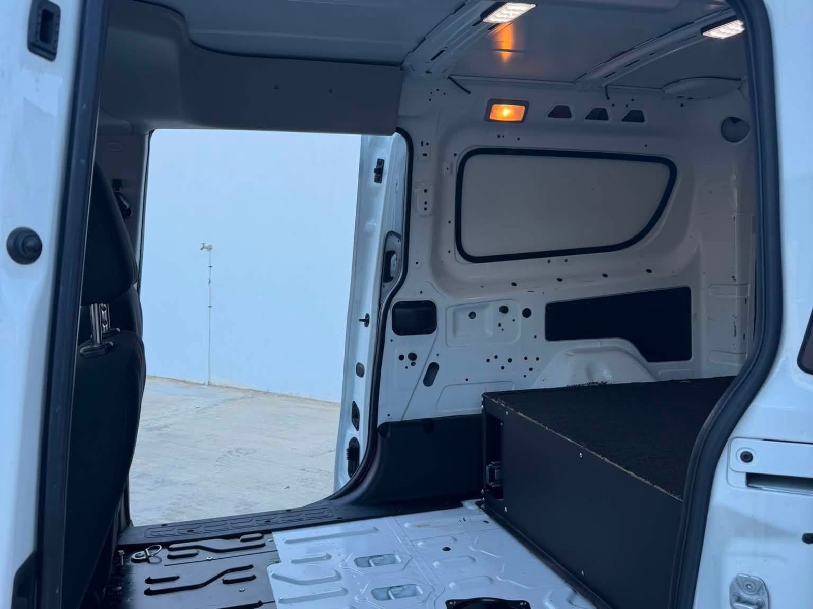 2022 RAM ProMaster City image 9